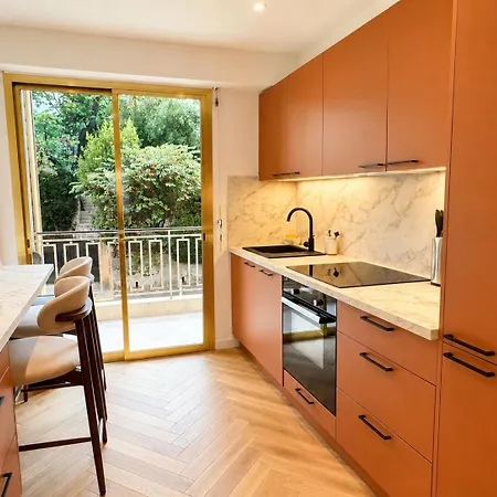Apartment Modern 2-bedroom - Walk To & Old Town