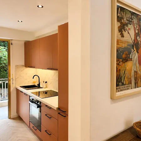 Apartment Modern 2-bedroom - Walk To & Old Town *